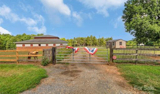 Photo #3 of 1900 Monterosa, Concord, NC