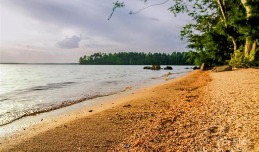 Photo #19 of Frees Creek, Jenkinsville, SC