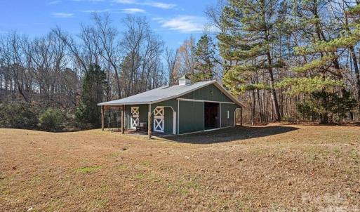 Photo #6 of 3424 Red Fox, Matthews, NC