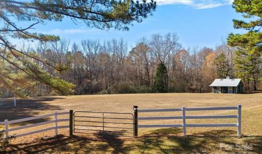 Photo #3 of 3424 Red Fox, Matthews, NC