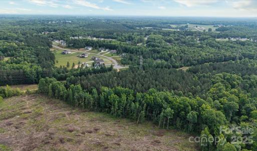 Photo #16 of 6265 Sanders Landing, Clover, SC