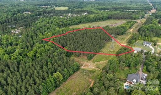 Photo #8 of 6265 Sanders Landing, Clover, SC