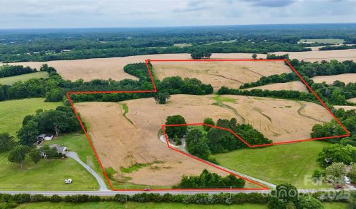 Photo #1 of 5904 Nesbit, Waxhaw, NC