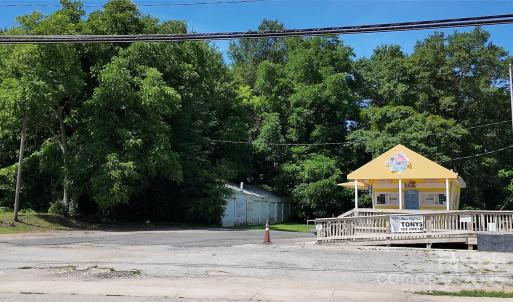 Photo #1 of 200 Dearborn, Great Falls, SC