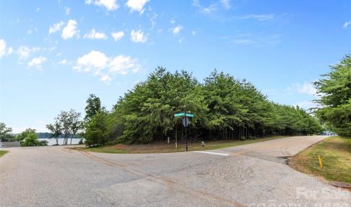 Photo #4 of 19720 Harbor Watch, Lancaster, SC