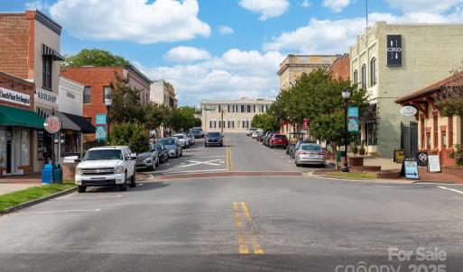 Photo #33 of 1006 Kingbird, Clover, SC