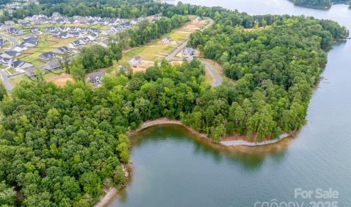 Photo #10 of 1006 Kingbird, Clover, SC