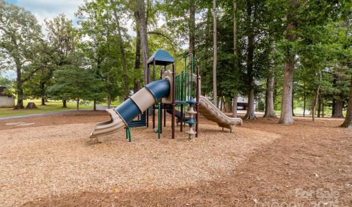 Photo #23 of 1006 Kingbird, Clover, SC