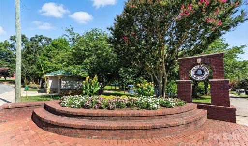 Photo #25 of 1006 Kingbird, Clover, SC