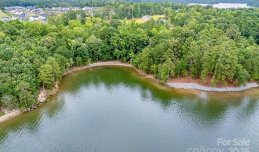 Photo #13 of 1006 Kingbird, Clover, SC