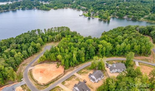 Photo #8 of 1006 Kingbird, Clover, SC