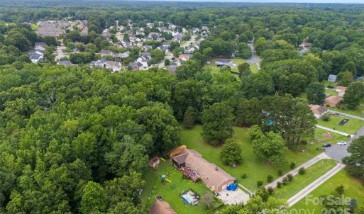Photo #5 of 724 Catawba, Matthews, NC