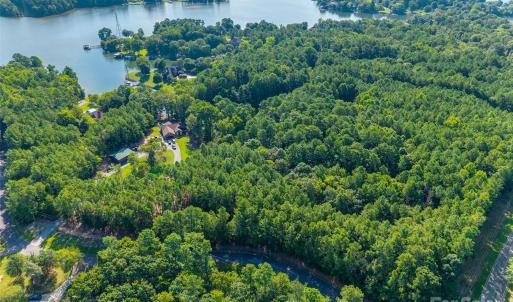 Photo #1 of 2031 Tiger Paw, York, SC