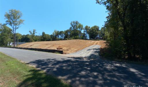 Photo #2 of 925/917 Silver Fox, Concord, NC