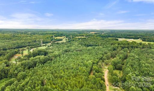 Photo #11 of 975 Mcafee, York, SC