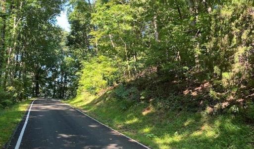 Photo #5 of 173 Stacked Rock, Landrum, SC