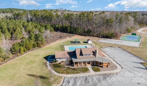 Photo #4 of 1261 Sunset Pointe, Salisbury, NC