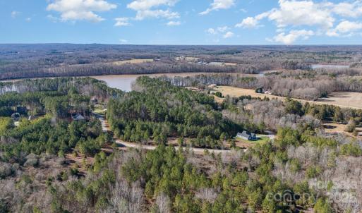 Photo #7 of 1261 Sunset Pointe, Salisbury, NC