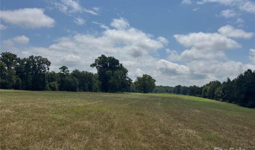 Photo #26 of 5027 Mobley Store, McConnells, SC