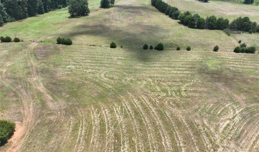 Photo #11 of 5027 Mobley Store, McConnells, SC