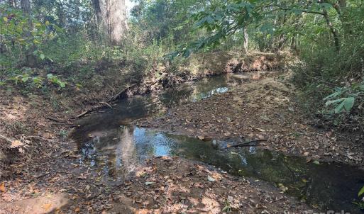 Photo #31 of 5027 Mobley Store, McConnells, SC