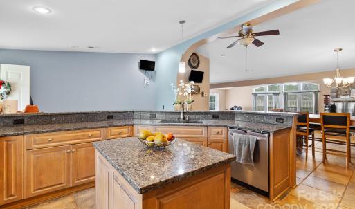 Photo #14 of 1333 Bunnlevel Erwin, Bunnlevel, NC