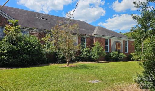 Photo #18 of 901 9th, Dillon, SC