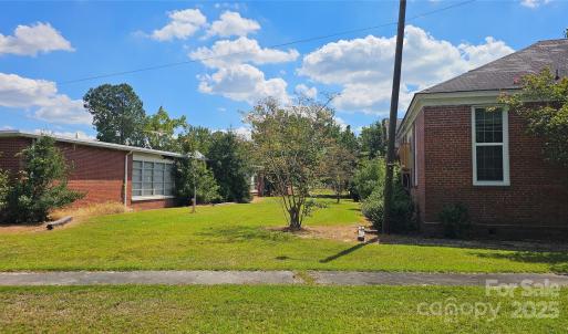 Photo #20 of 901 9th, Dillon, SC