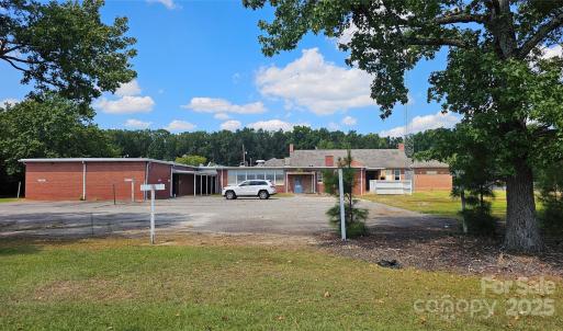 Photo #6 of 901 9th, Dillon, SC