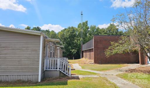 Photo #6 of 900 Patriot, Dillon, SC