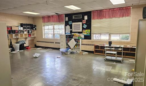 Photo #35 of 900 Patriot, Dillon, SC