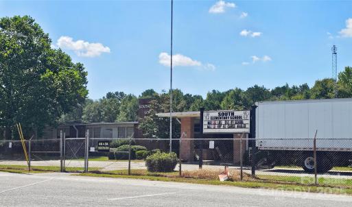 Photo #10 of 900 Patriot, Dillon, SC