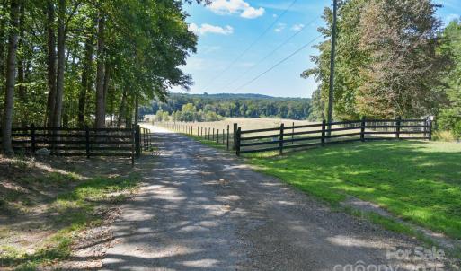 Photo #1 of 3539 Highway 97, Sharon, SC