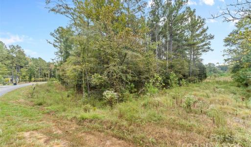 Photo #11 of 8090 Gulf Creek, Lancaster, SC