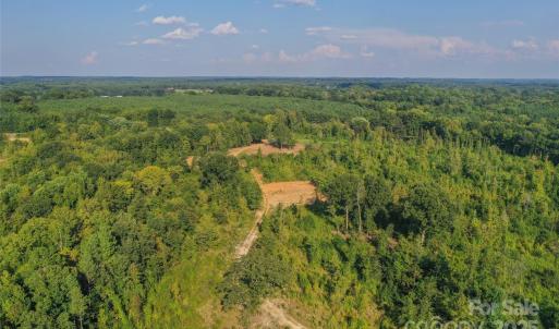 Photo #7 of 1009 Oakshire, Waxhaw, NC