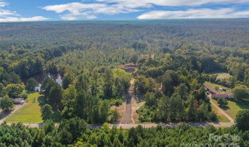 Photo #14 of 1013 Oakshire, Waxhaw, NC