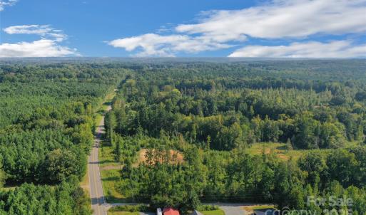 Photo #2 of 1016 Oakshire, Waxhaw, NC