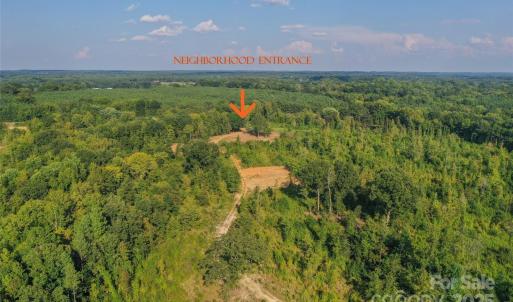 Photo #3 of 1012 Oakshire, Waxhaw, NC