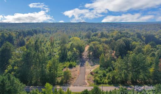 Photo #17 of 1012 Oakshire, Waxhaw, NC