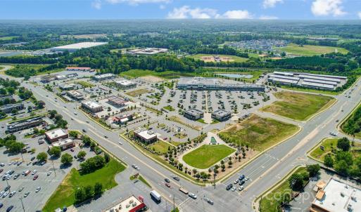 Photo #8 of 3648 Waterloo, Harrisburg, NC