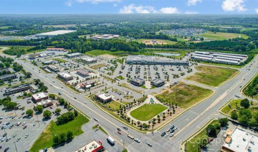 Photo #7 of 3648 Waterloo, Harrisburg, NC