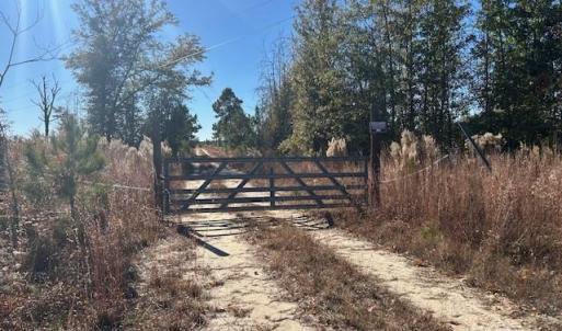 Photo #1 of 3583 Mill Creek, Kershaw, SC