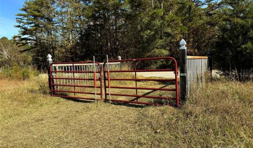 Photo #3 of 992 Potter, Lancaster, SC