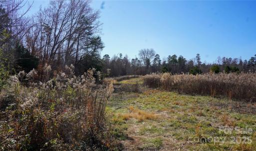 Photo #2 of 522 Whitworth, Clover, SC