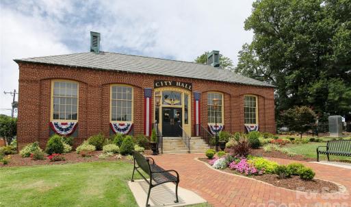 Photo #17 of 848 Lakeforest, Clover, SC