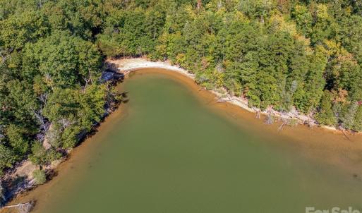 Photo #4 of 846 Lakeforest, Clover, SC
