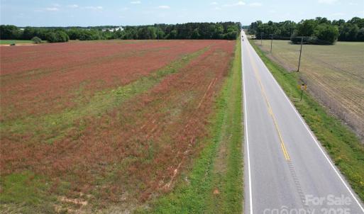 Photo #5 of 2 Rogers, Bennettsville, SC