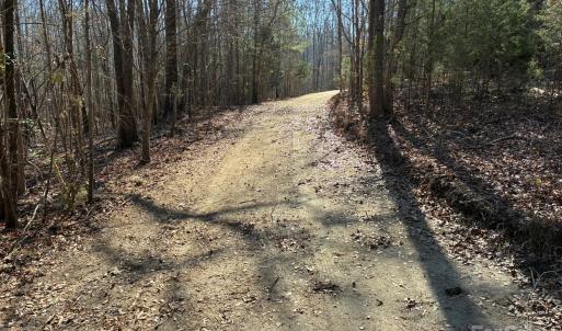 Photo #4 of 5482 Old Winnsboro, Great Falls, SC