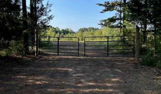 Photo #1 of 625 Skyline, Chester, SC