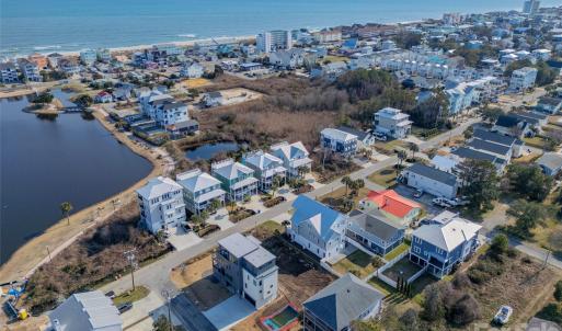 Photo #10 of 602 Third, Carolina Beach, NC